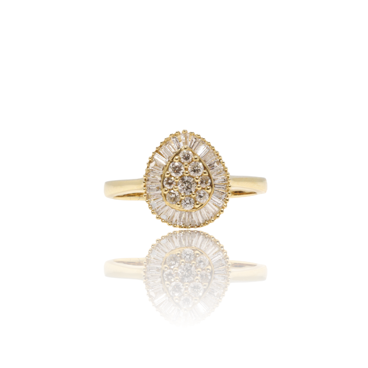 18KT YELLOW GOLD DIAMOND RING