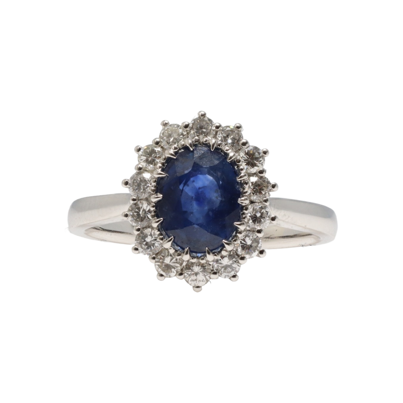 18CT WHITE GOLD SAPPHIRE AND DIAMOND RING