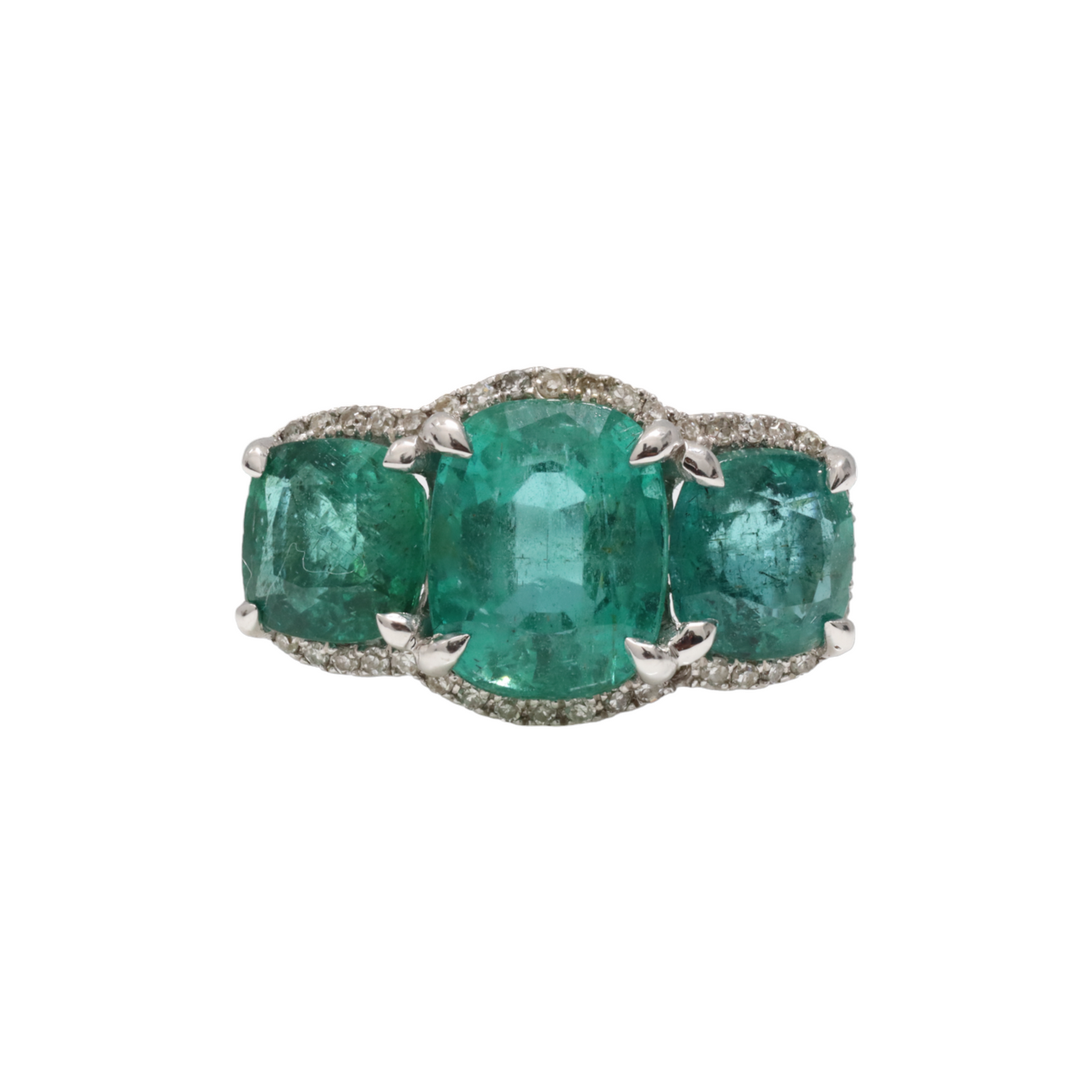 COLOMBIAN EMERALD AND DIAMOND RING