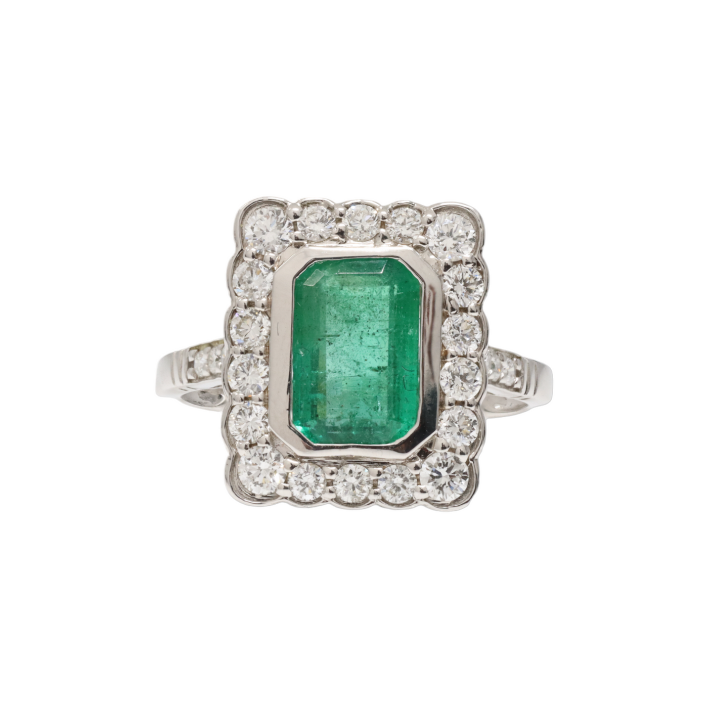 EMERALD AND DIAMOND RING