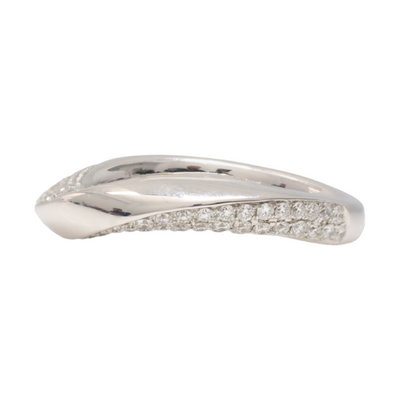 Diamond wave ring