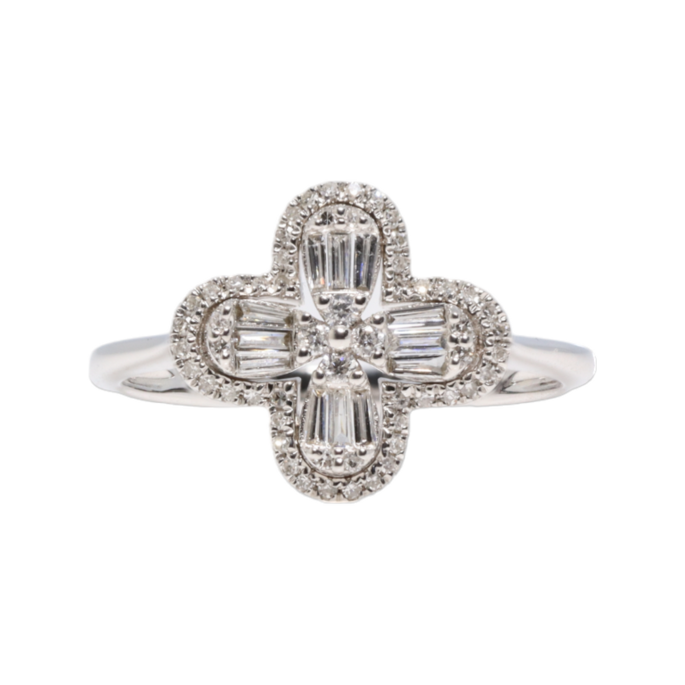 “CLOVER” 18KT WHITE GOLD AND DIAMOND RING