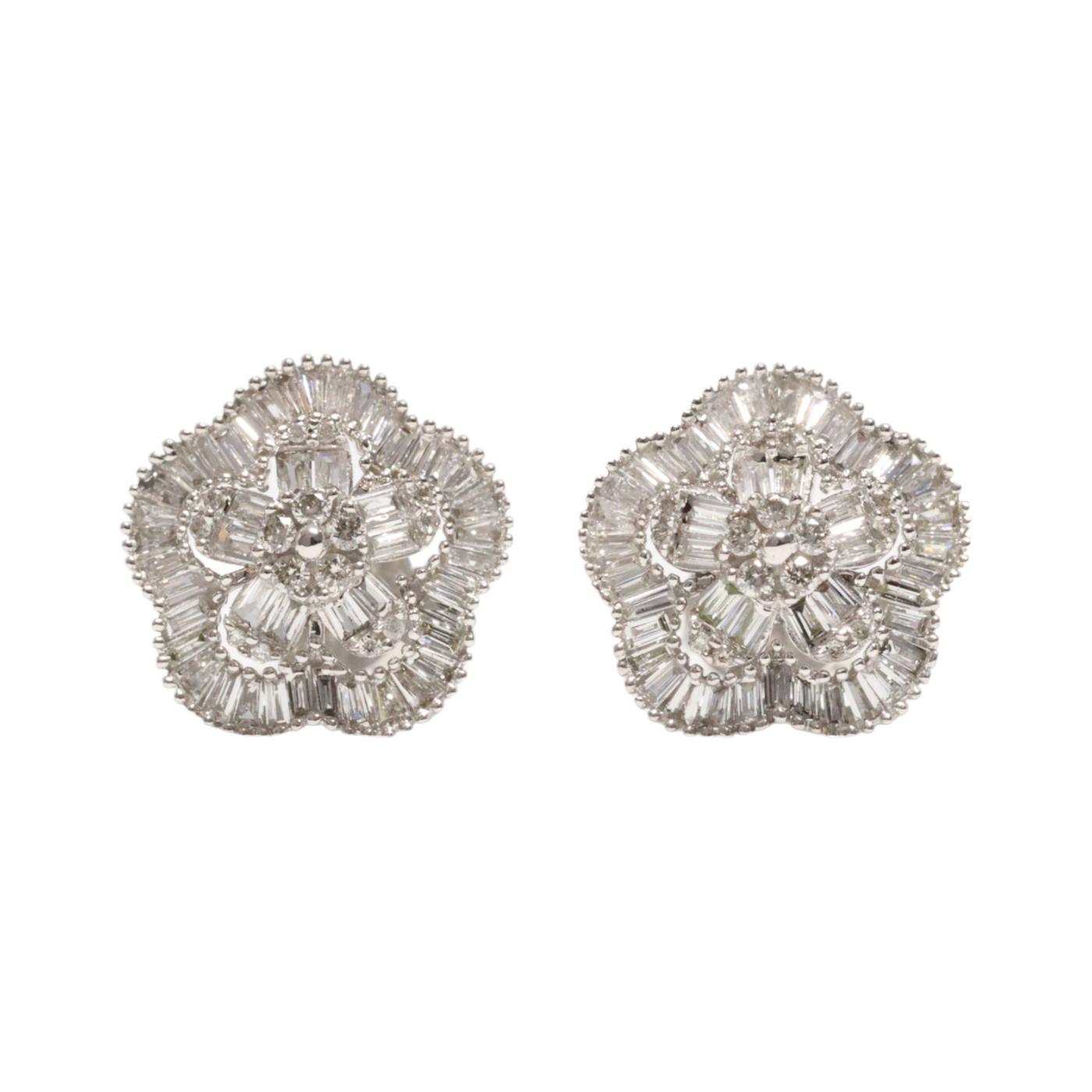 Clover diamond earrings