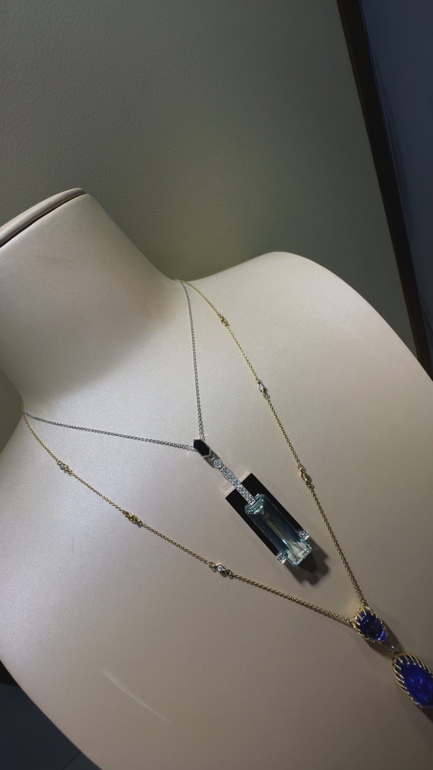 Aquamarine and Onyx pendant and necklace