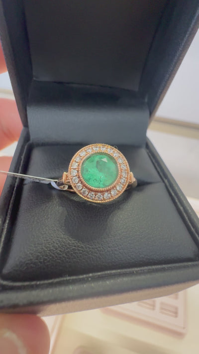 COLOMBIAN EMERALD AND DIAMOND RING