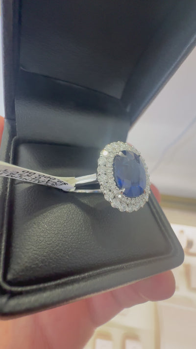 Ceylon sapphire and diamond ring