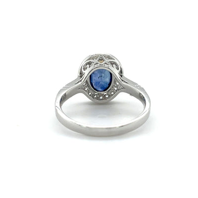 18CT WHITE GOLD SAPPHIRE AND DIAMOND RING