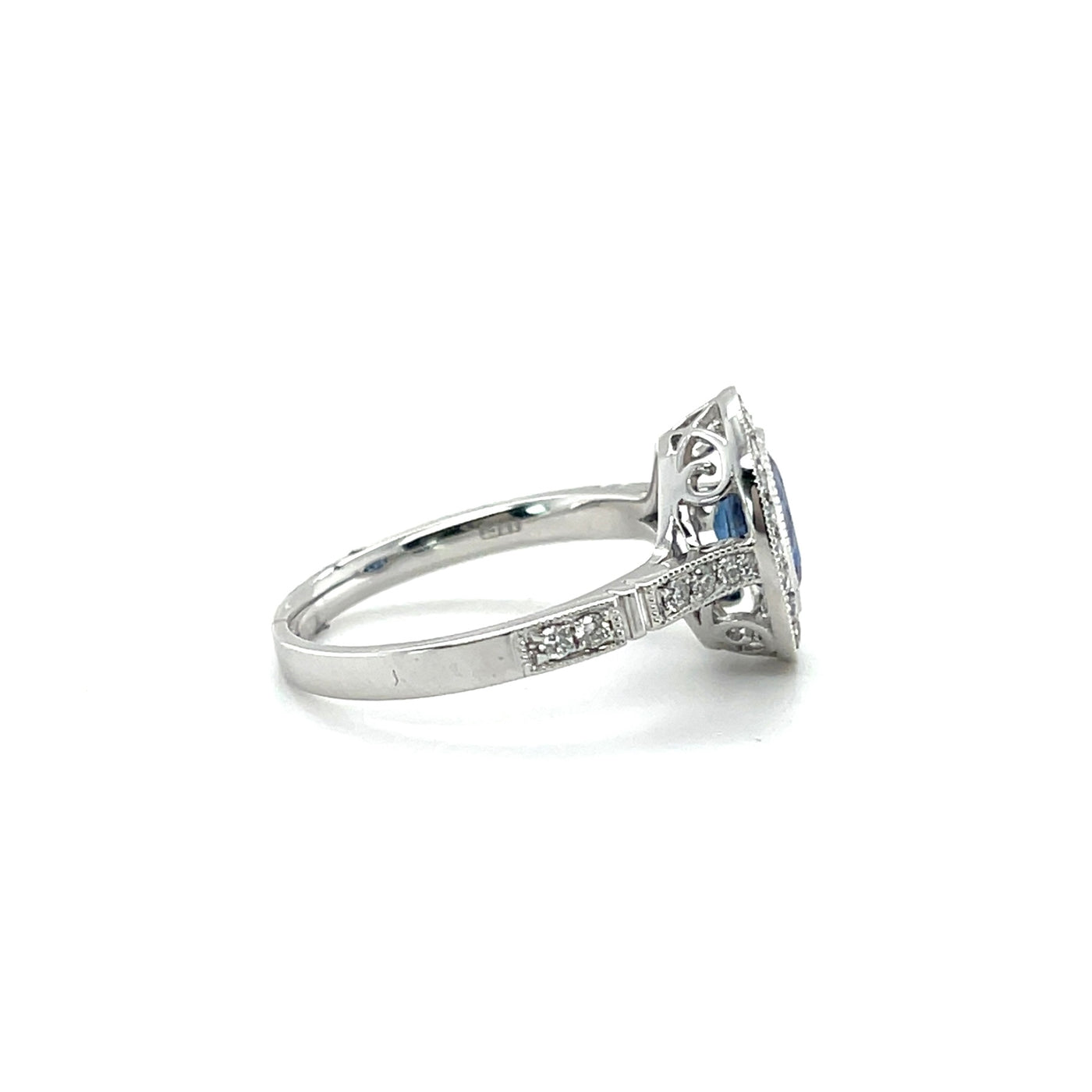 18CT WHITE GOLD SAPPHIRE AND DIAMOND RING