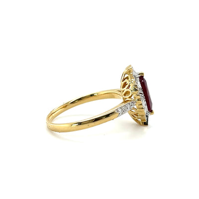 18CT YELLOW GOLD RUBY AND DIAMOND RING