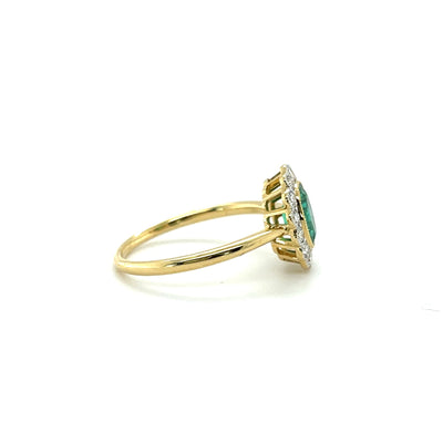 18CT YELLOW GOLD AND DIAMOND EMERALD RING