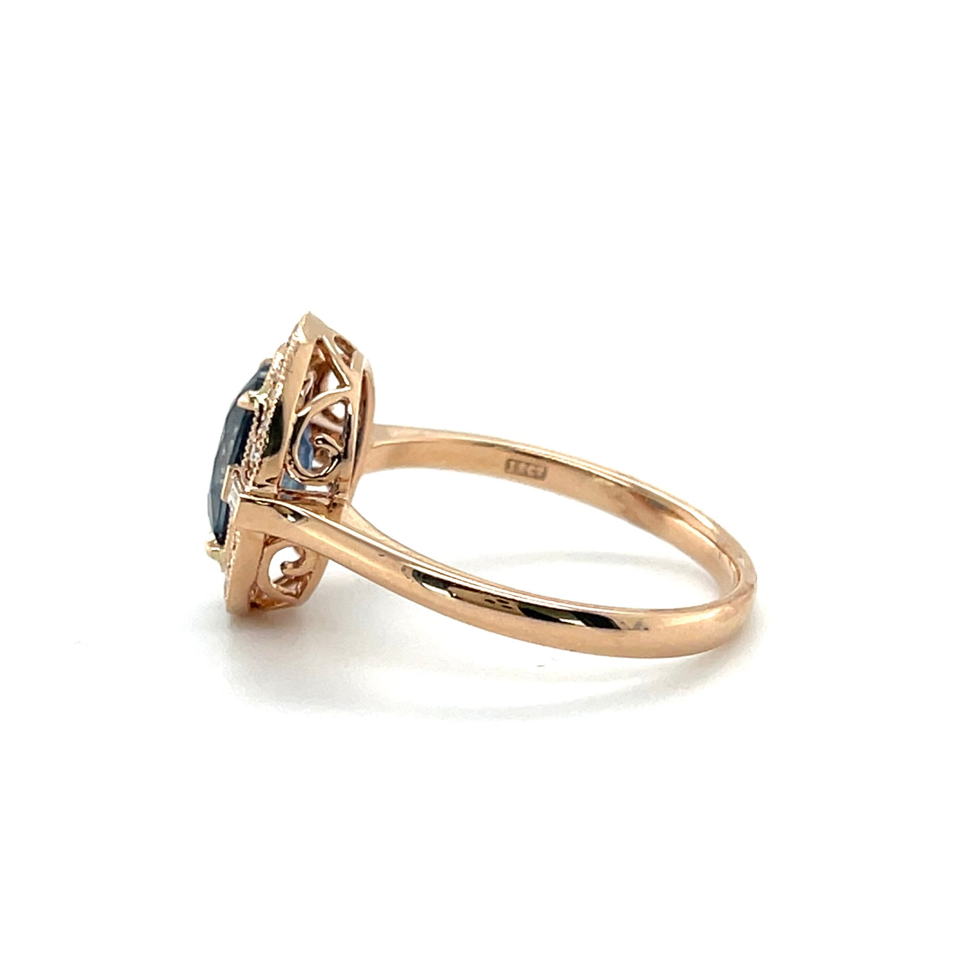 18CT ROSE GOLD SAPPHIRE AND DIAMOND RING