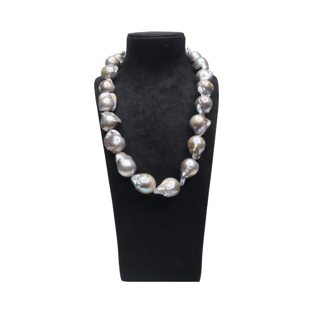 BAROQUE PEARLS