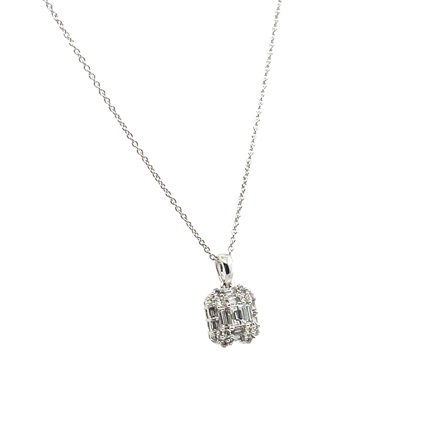 18CT WHITE GOLD DIAMOND PENDANT AND NECKLACE
