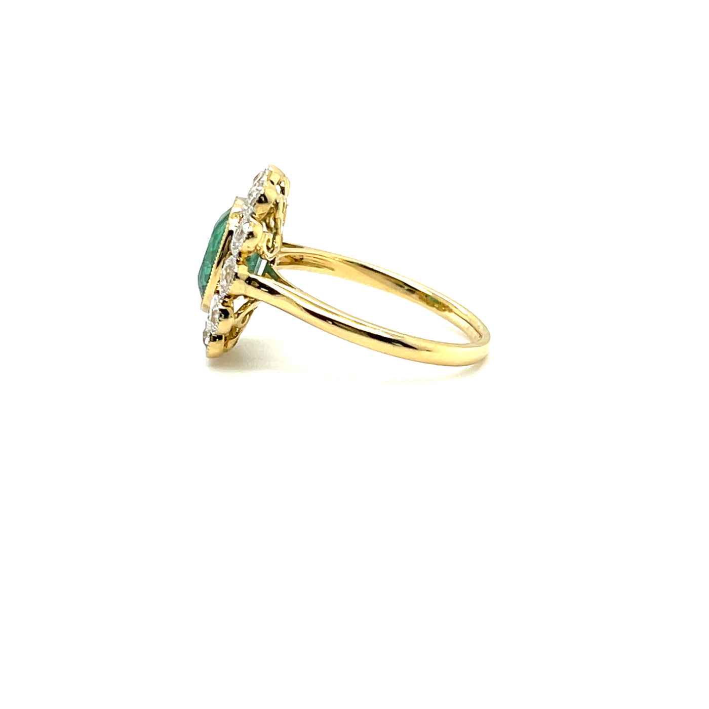 18CT YELLOW GOLD EMERALD AND DIAMOND RING